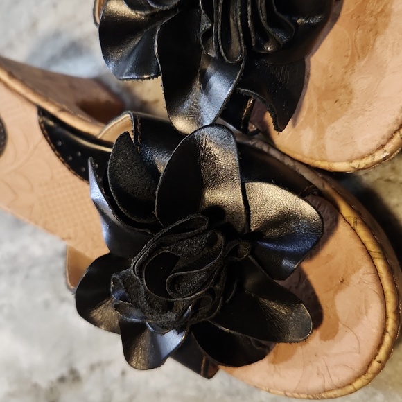 Born leather flower shoes - Picture 3 of 6